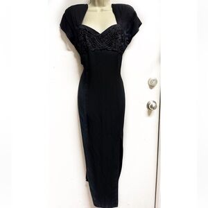 Vintage Virgo II Black Long Evening Embroidered Bust Dress 12